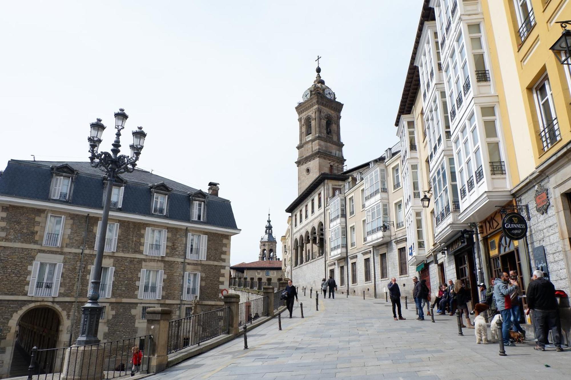 Apartamento Pintoreria Casco Medieval Vitoria-Gasteiz Luaran gambar